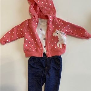 Carter’s 3 piece NB outfit